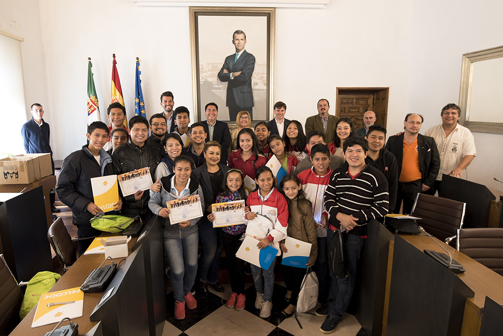 La presidenta de Diputación preside