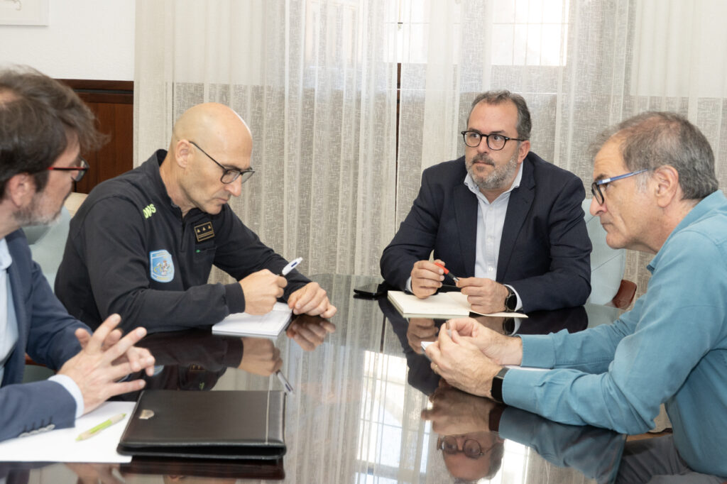 El diputado del Servicio de