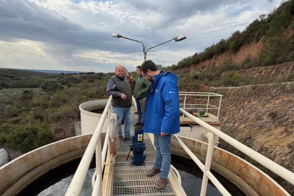 Visita a instalaciones de la estación de Tratamiento de Agua Potable de la Mancomunidad de Riberos del Tajo
