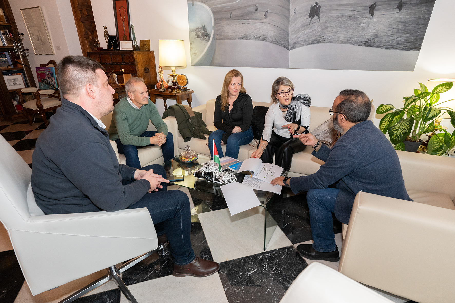 El presidente provincial se reúne