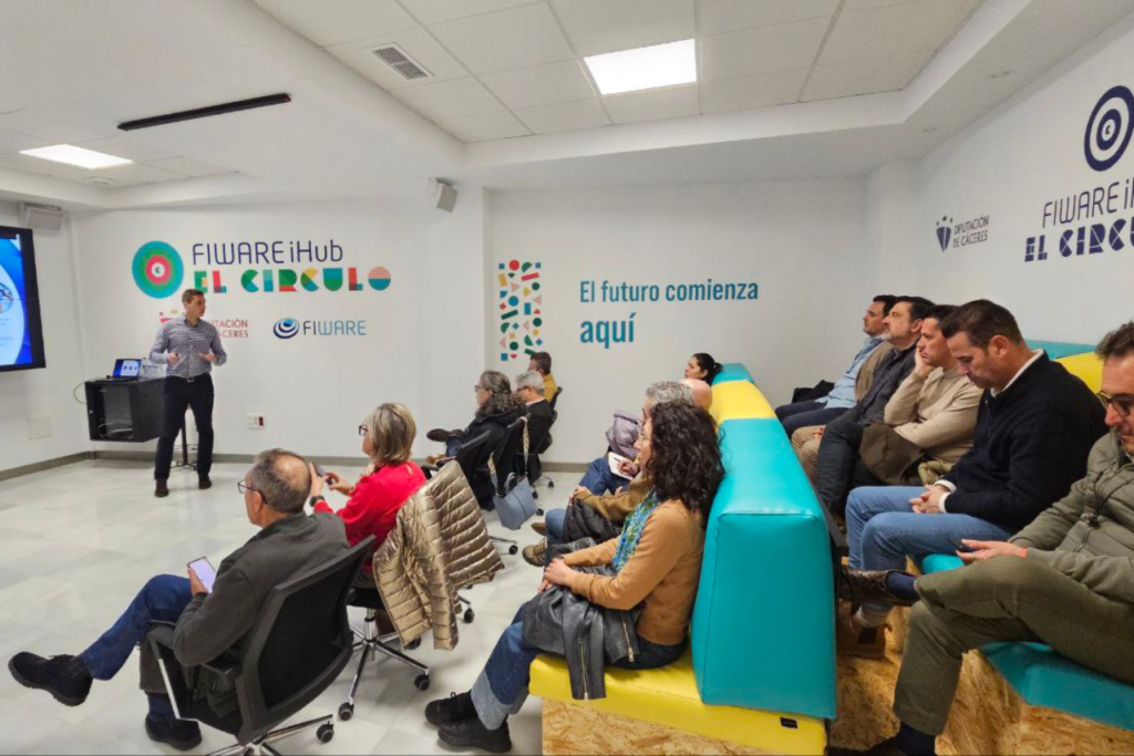 Responsables públicos y empresas abordan